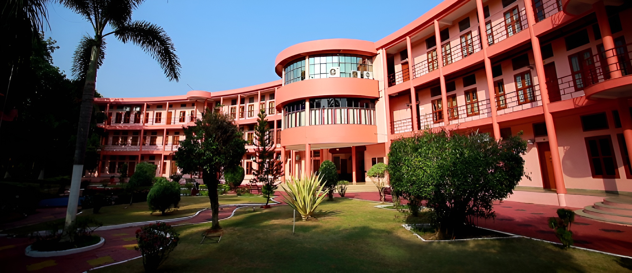 Sree Buddha College of Engineering Main Building